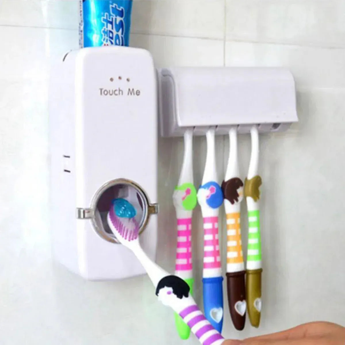 Tooth brush holder